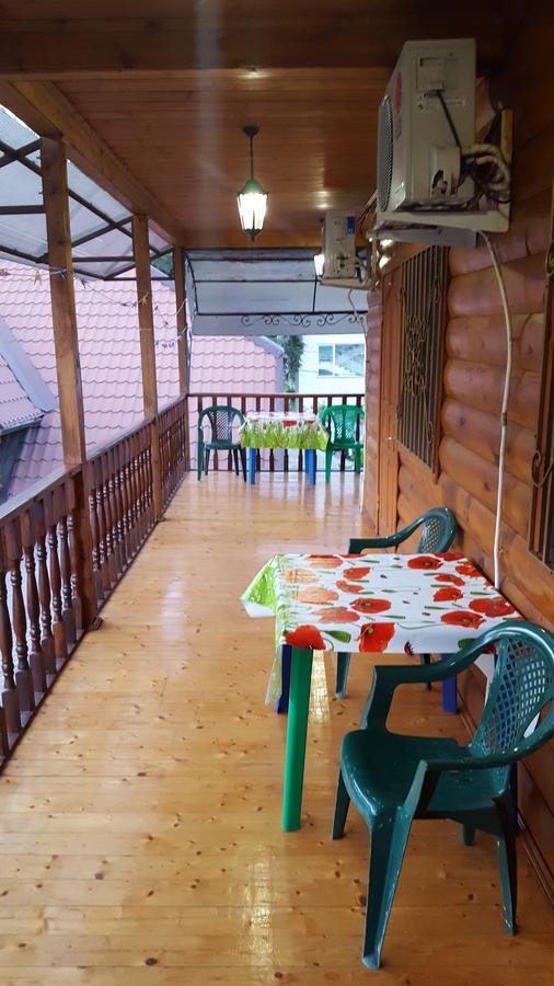 U Iriny Hotel Піцунда Екстер'єр фото